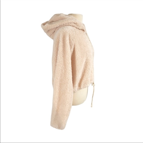 😊🧸Urban Outfitters Teddy Jacket Fleece Hooded Long Sleeve Cropped 🧸😊~ med - Picture 7 of 13